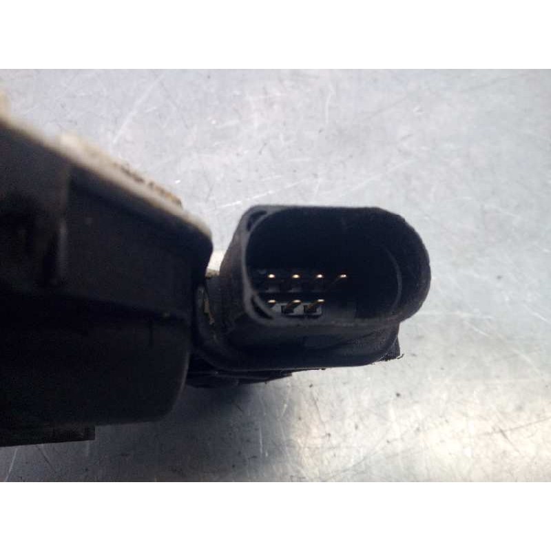 Recambio de cerradura puerta delantera derecha para seat ibiza st (6j8) style referencia OEM IAM 5N2837016E  