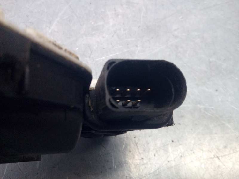 Recambio de cerradura puerta delantera derecha para seat ibiza st (6j8) style referencia OEM IAM 5N2837016E  