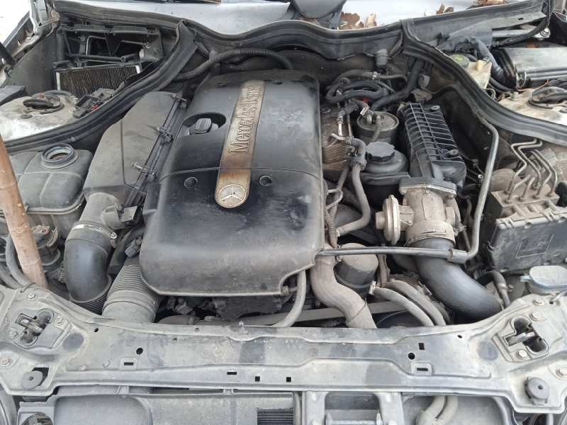 mercedes-benz clase c (w203) berlina del año 2006