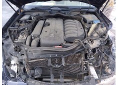 mercedes-benz clase e (w211) berlina del año 2004 2