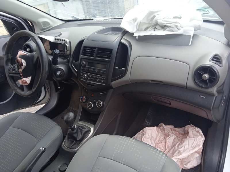 chevrolet aveo berlina hatchback del año 2012