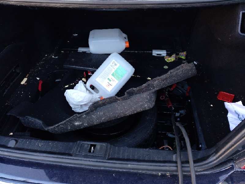 mercedes-benz clase e (w211) berlina del año 2004