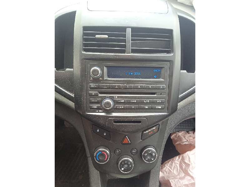 chevrolet aveo berlina hatchback del año 2012