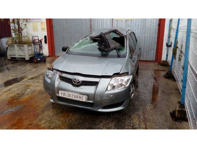 toyota auris del año 2009