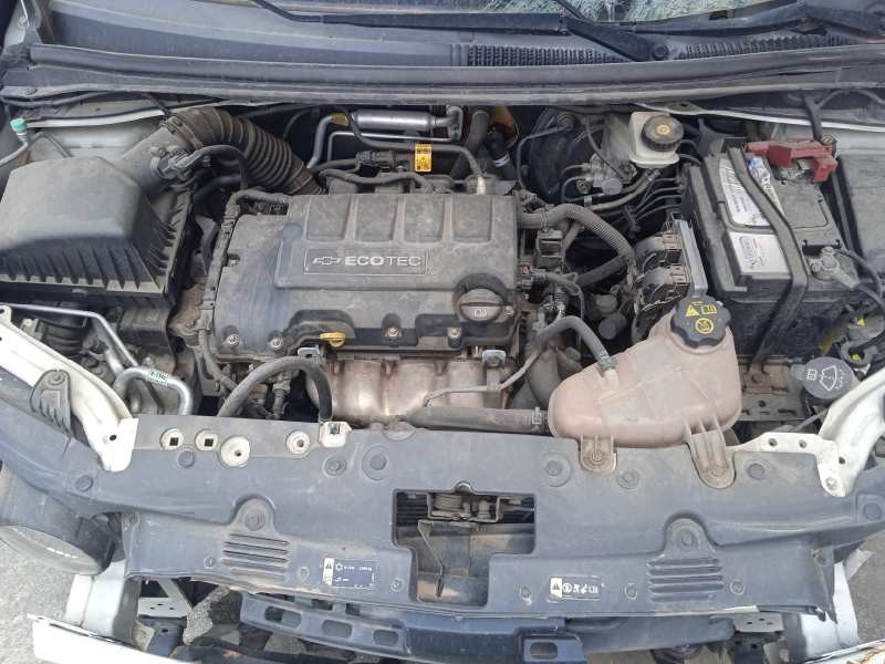 chevrolet aveo berlina hatchback del año 2012