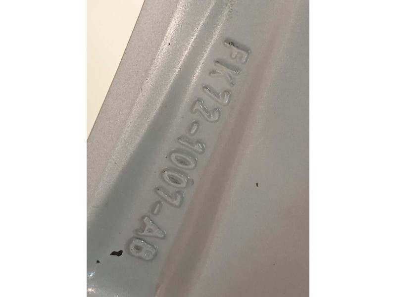 Recambio de llanta para land rover discovery sport 2.0 td4 cat referencia OEM IAM FK721007AB  LR073512