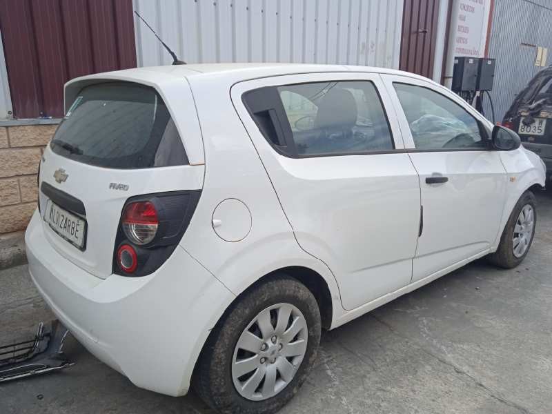 chevrolet aveo berlina hatchback del año 2012