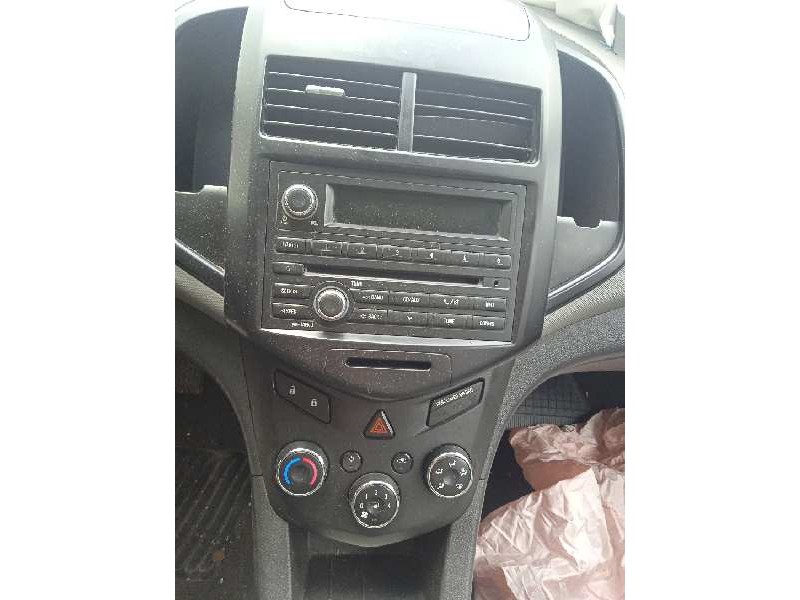 chevrolet aveo berlina hatchback del año 2012