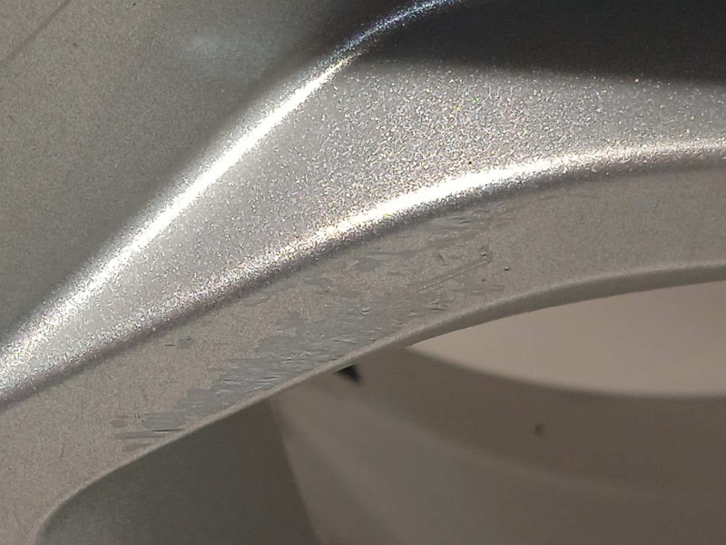 Recambio de llanta para land rover discovery sport 2.0 td4 cat referencia OEM IAM FK721007AB  LR073512