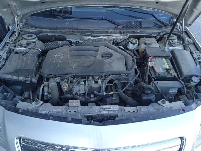 opel insignia berlina del año 2009