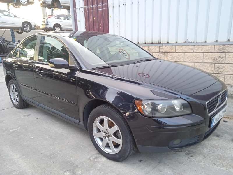 volvo s40 berlina del año 2005
