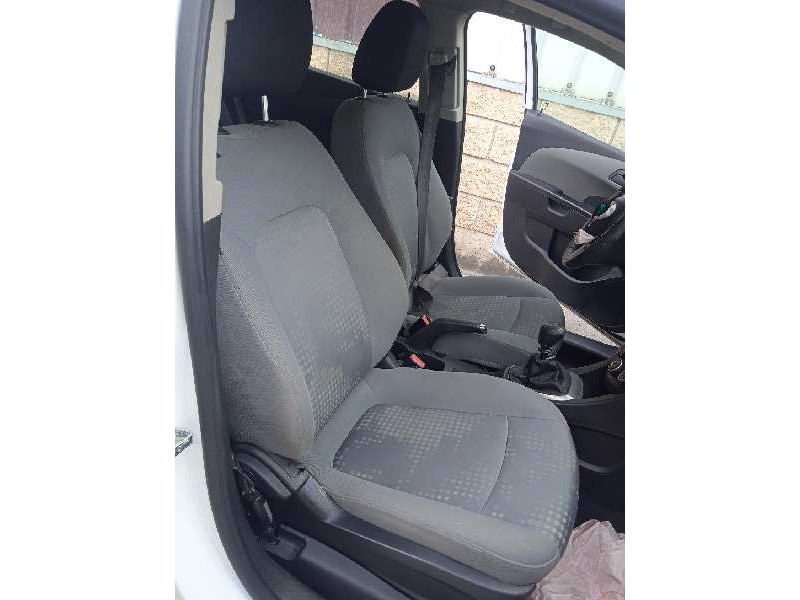 chevrolet aveo berlina hatchback del año 2012