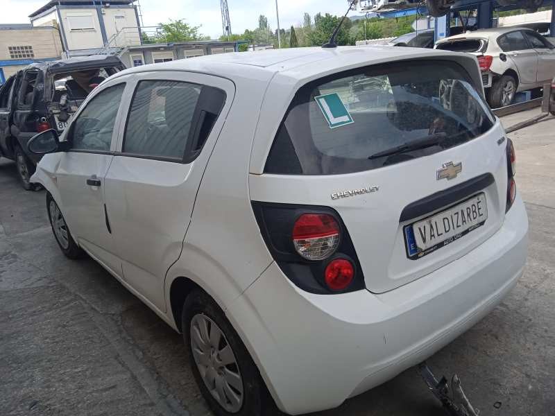chevrolet aveo berlina hatchback del año 2012