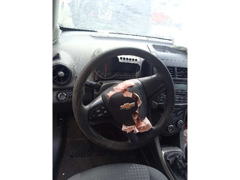 chevrolet aveo berlina hatchback del año 2012