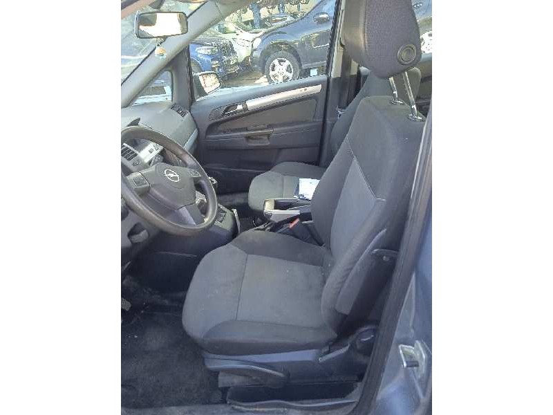 opel zafira b del año 2007
