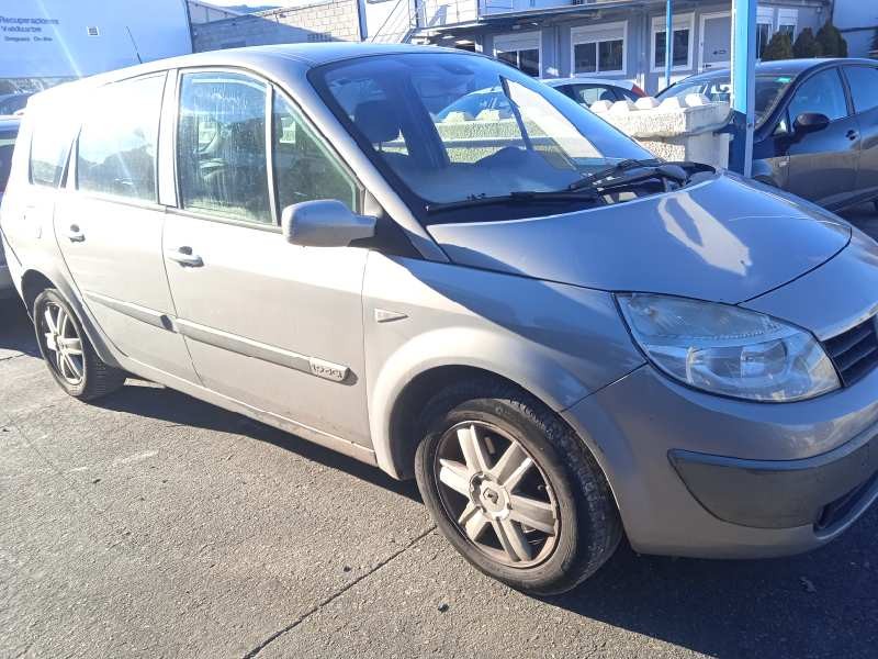 renault scenic ii del año 2005