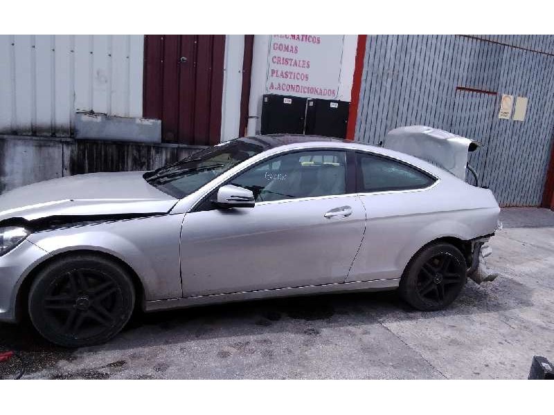 mercedes-benz clase c (w204) coupe del año 2014