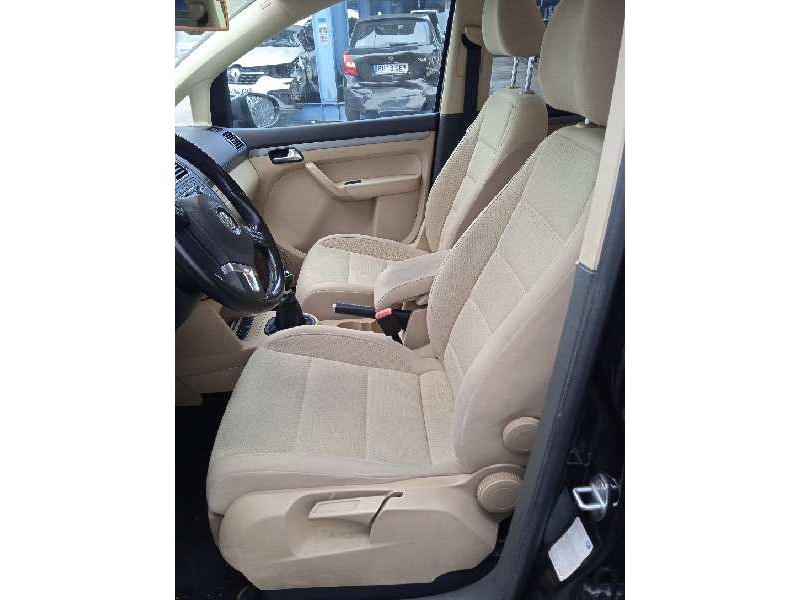 volkswagen touran (1t3) del año 2012