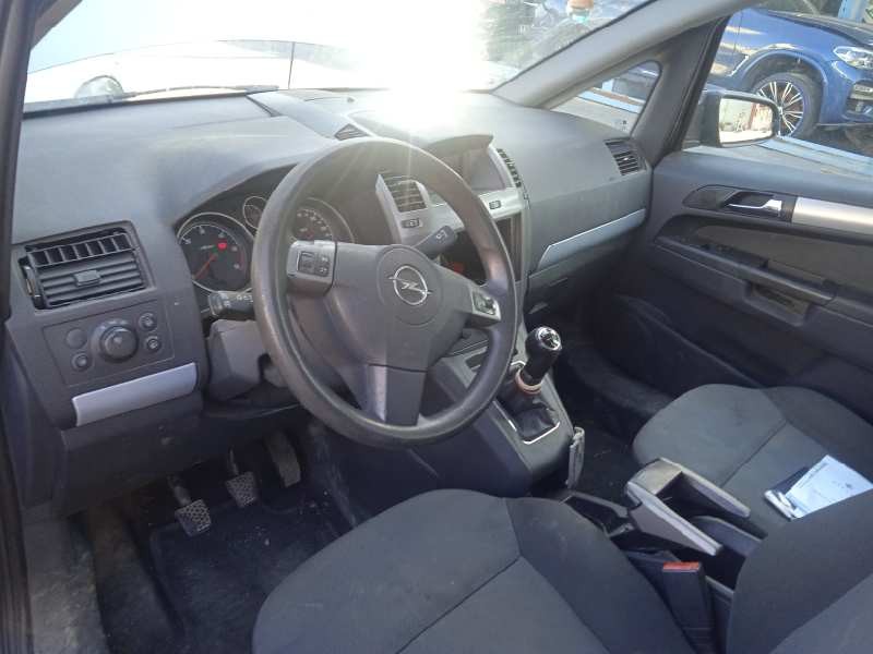 opel zafira b del año 2007