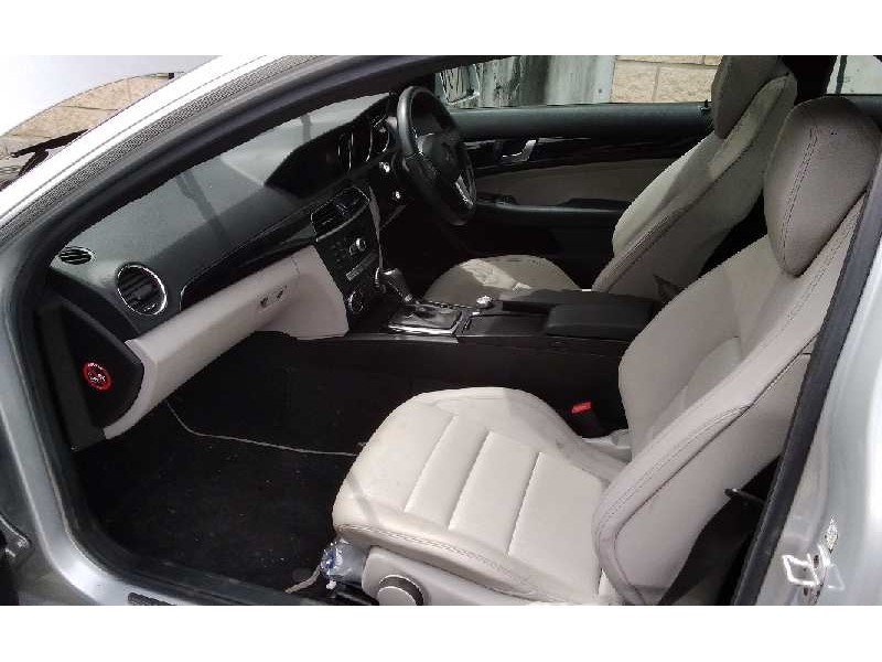 mercedes-benz clase c (w204) coupe del año 2014