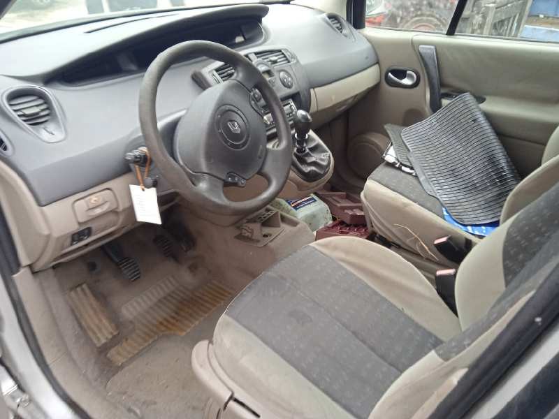 renault scenic ii del año 2005