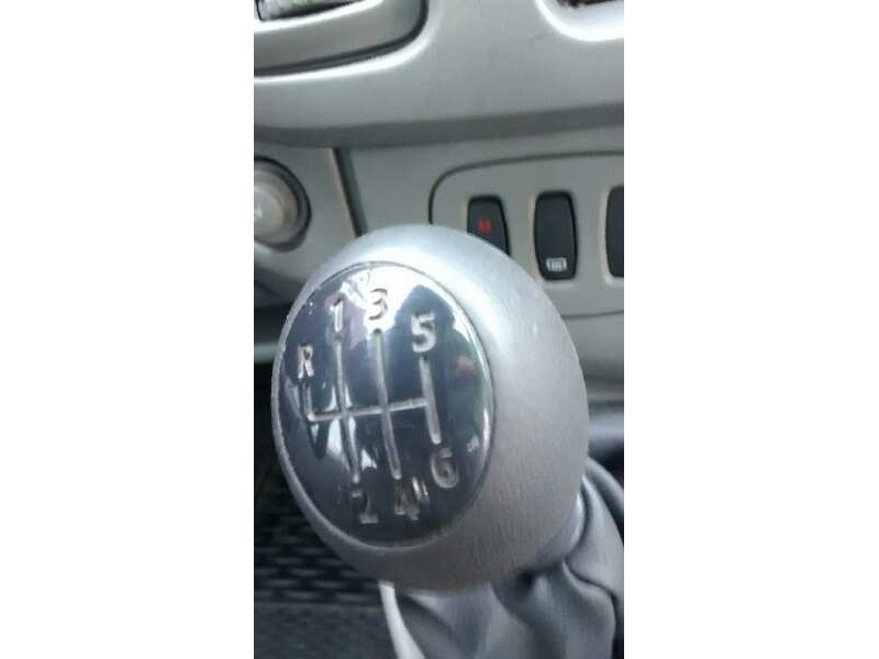 renault trafic combi (ab 4.01) del año 2007