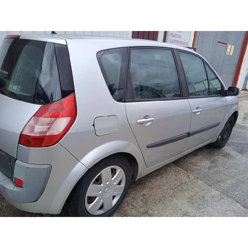 renault scenic ii del año 2005