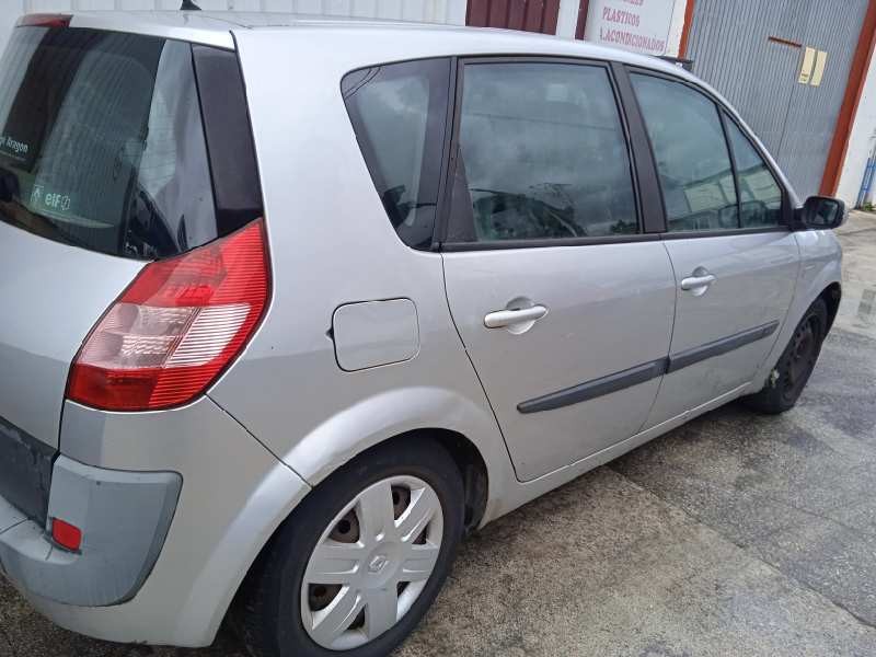 renault scenic ii del año 2005