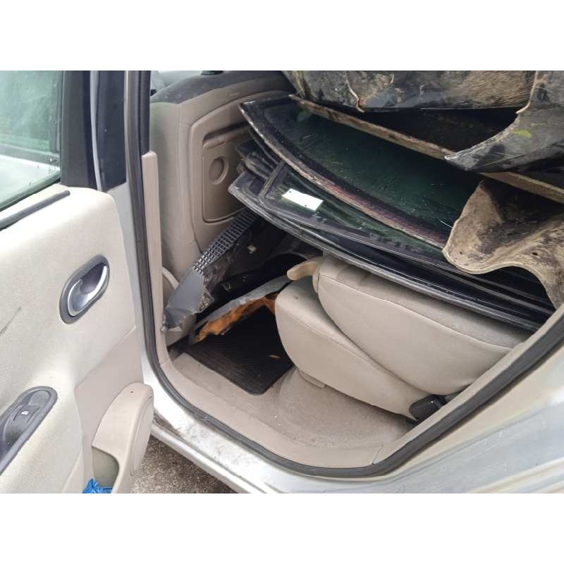 renault scenic ii del año 2005