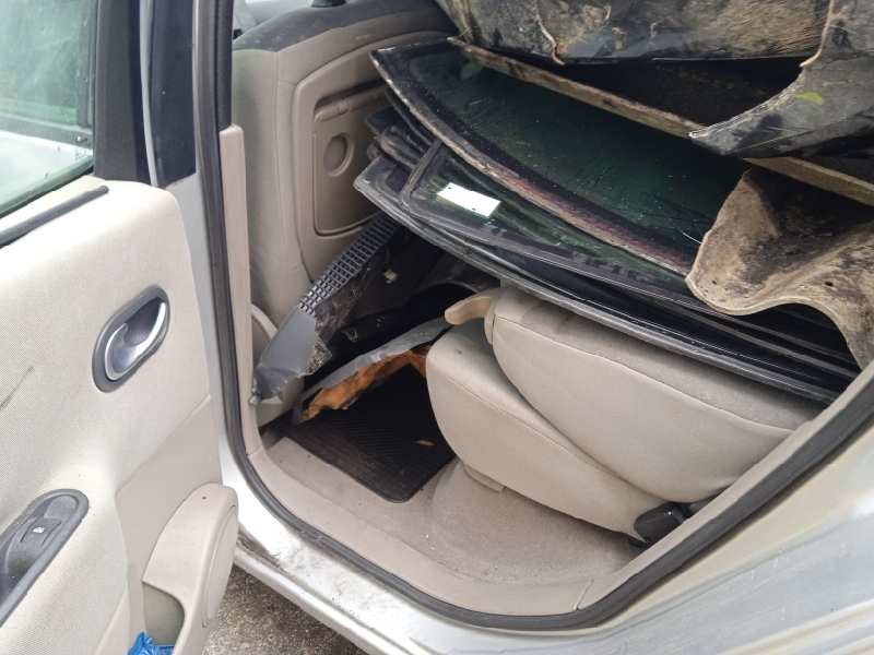 renault scenic ii del año 2005