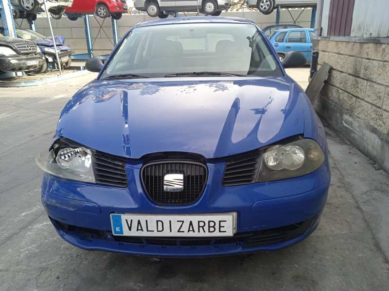 seat ibiza (6l1) del año 2002