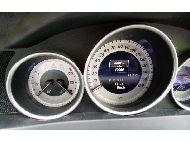 mercedes-benz clase c (w204) coupe del año 2014