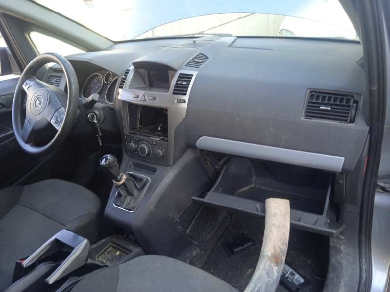opel zafira b del año 2007