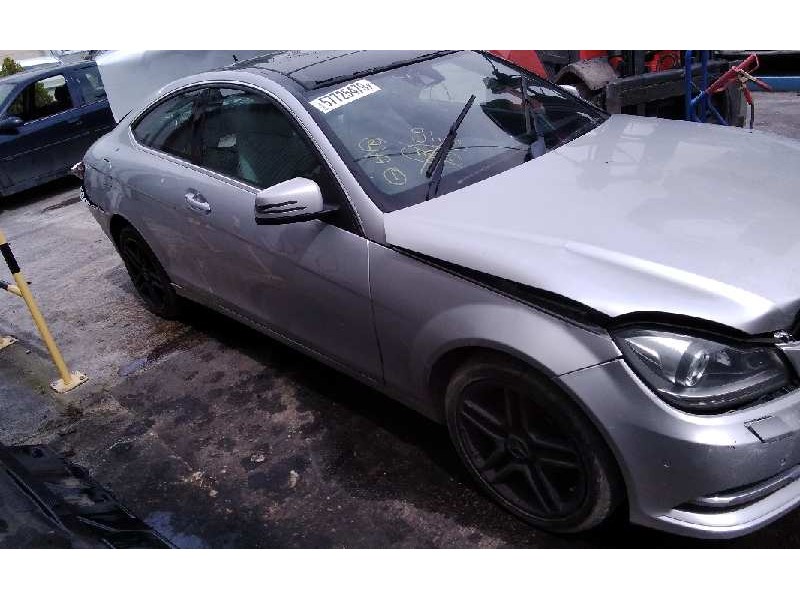 mercedes-benz clase c (w204) coupe del año 2014