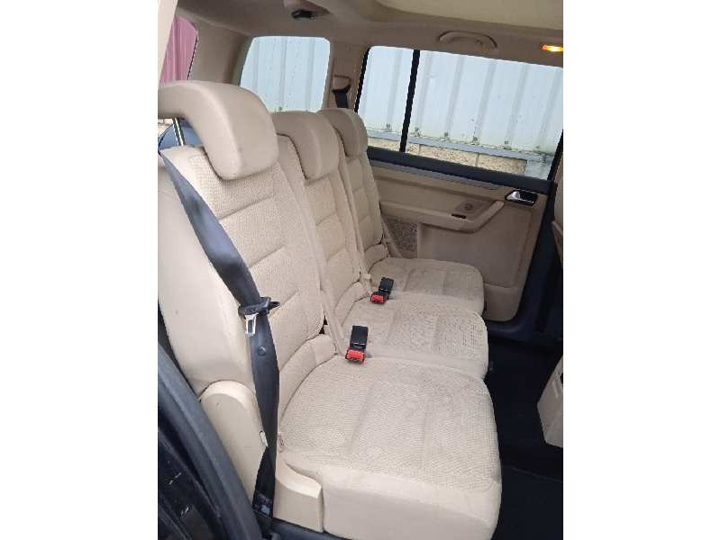 volkswagen touran (1t3) del año 2012