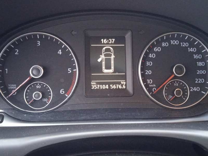 volkswagen touran (1t3) del año 2012