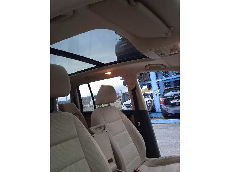 volkswagen touran (1t3) del año 2012