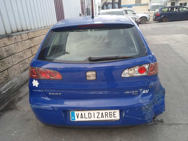seat ibiza (6l1) del año 2002