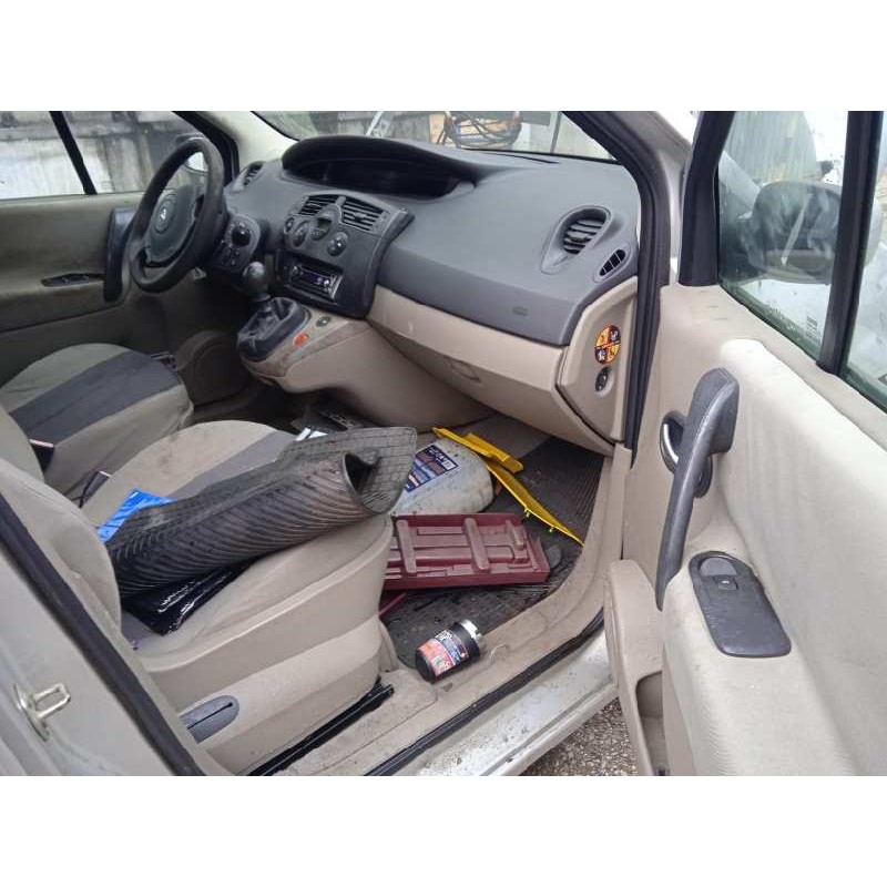 renault scenic ii del año 2005