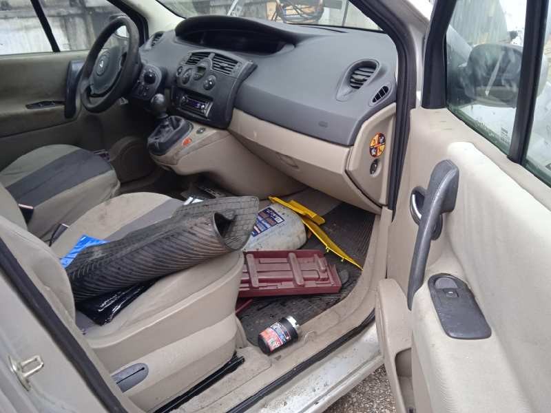 renault scenic ii del año 2005