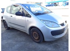 mitsubishi colt berlina 5 (z30a) del año 2005