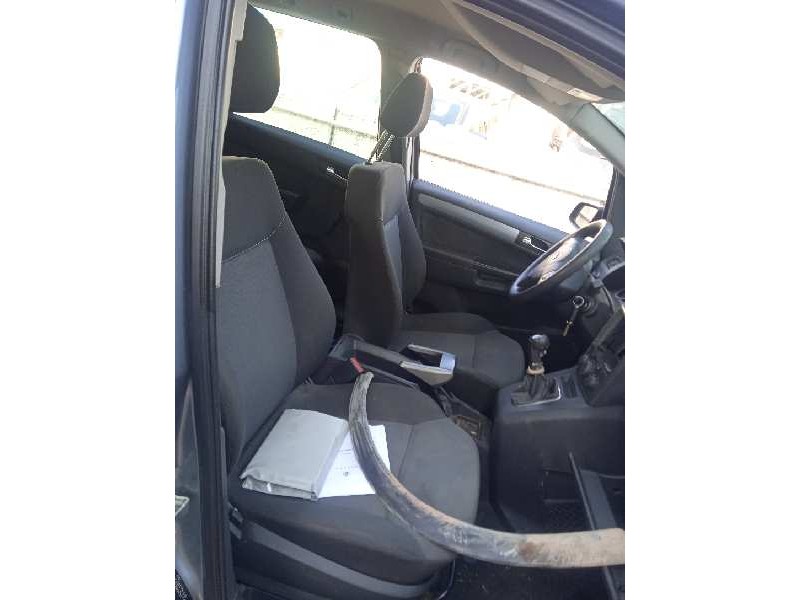 opel zafira b del año 2007