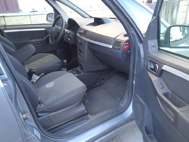 opel meriva del año 2008