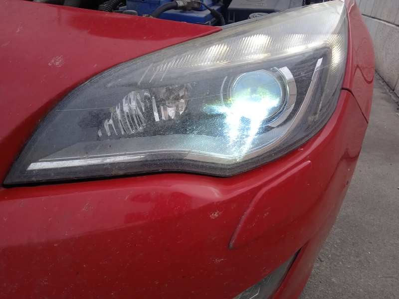 opel astra j lim. del año 2011