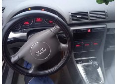 audi a4 berlina (8e) del año 2001 2