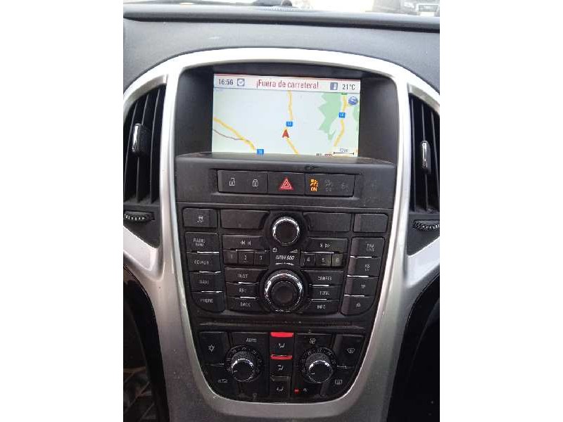 opel astra j lim. del año 2011