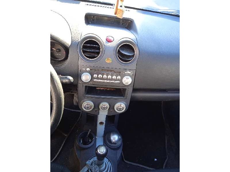 mitsubishi colt berlina 5 (z30a) del año 2005