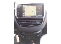 peugeot 208 del año 2015 2