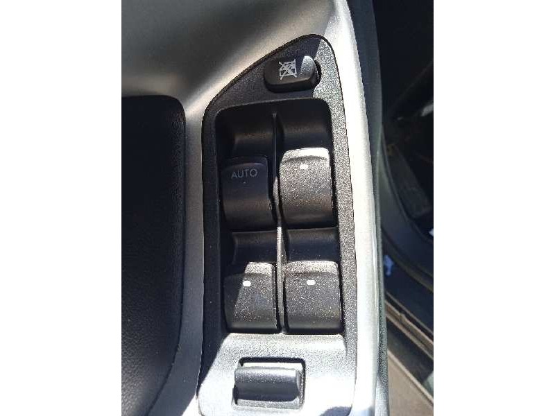 subaru legacy familiar/outback b13 (bp) del año 2009