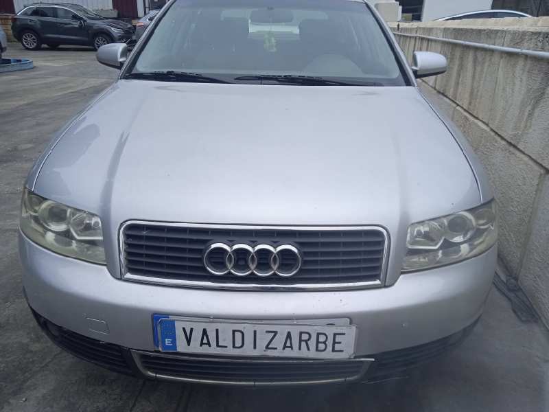 audi a4 berlina (8e) del año 2001